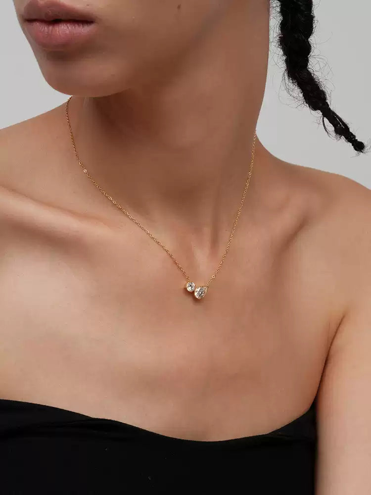 Teardrop Round Diamond 3a Live Color Clavicle Necklace