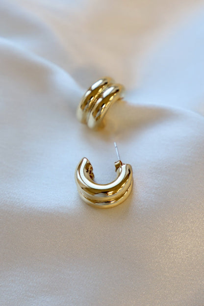 THE NINES CHUNKY DOUBLE HOOP