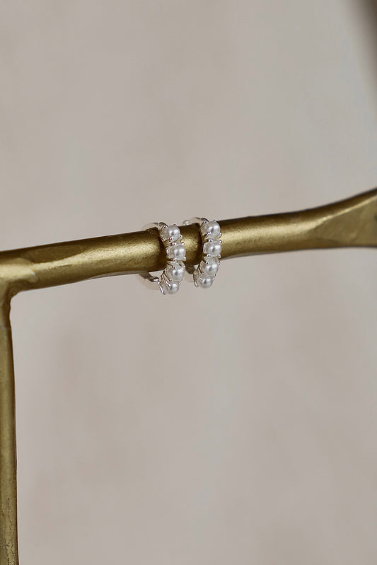 SILVER MINI PEARL HOOPS