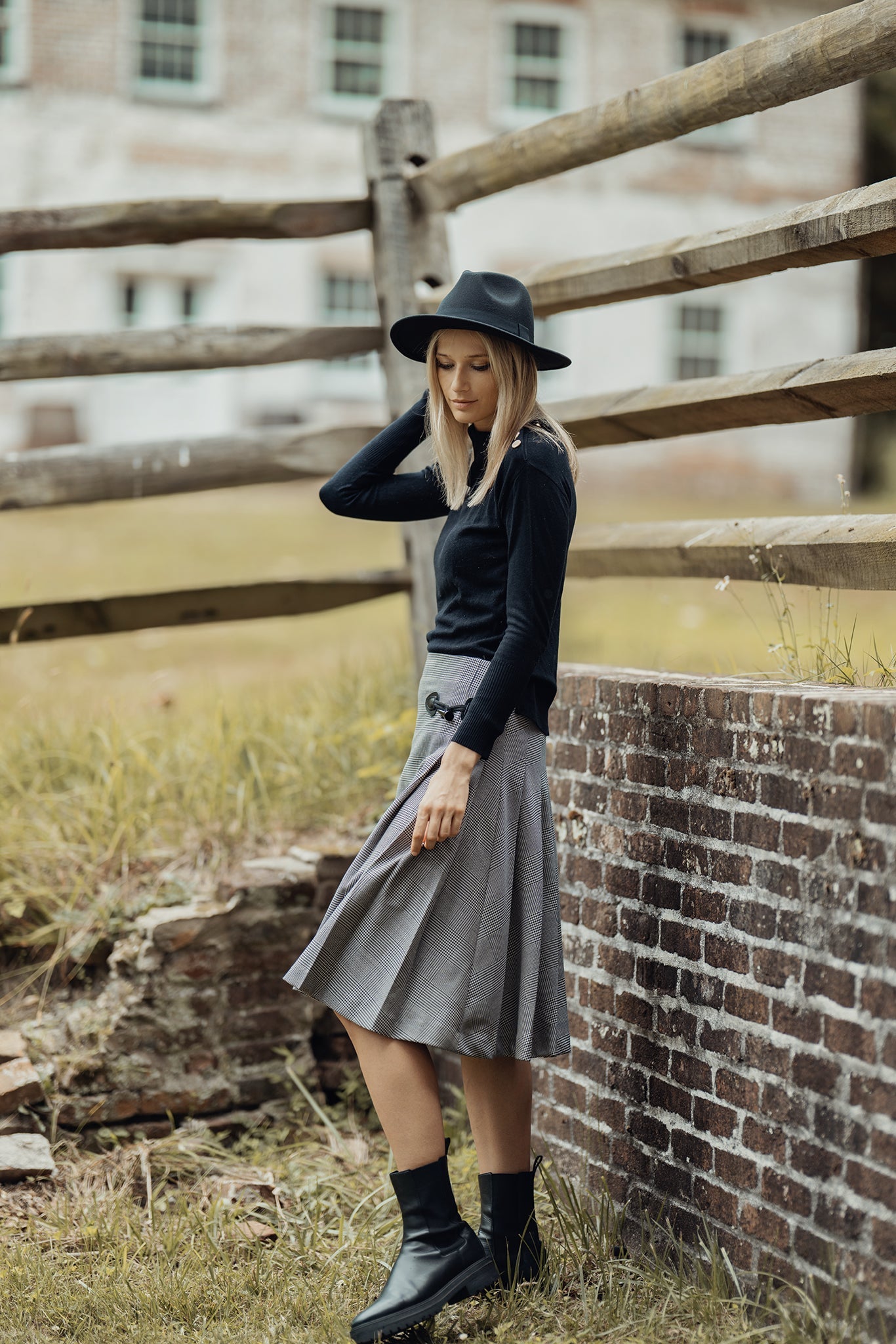 WOOL PLAID KILT SKIRT