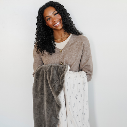 MINKY/LUSH THROW BLANKETS