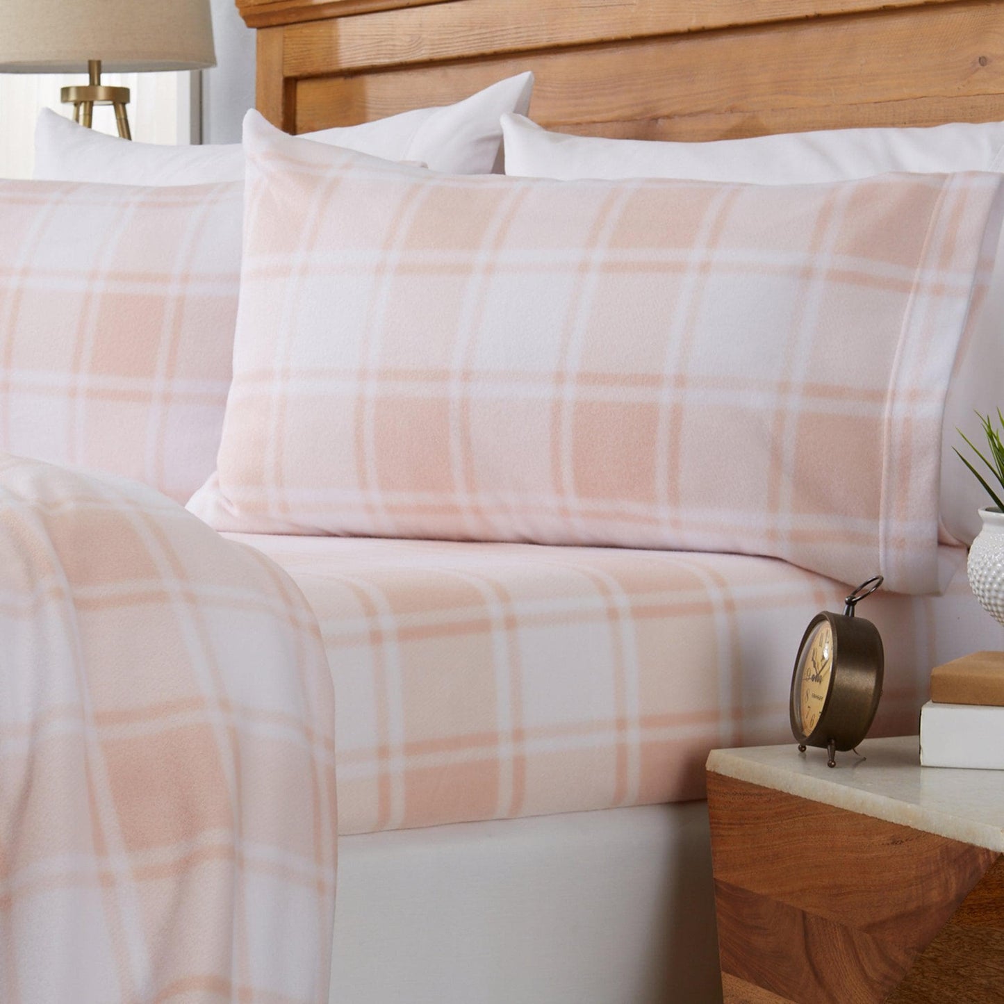 4-Piece Printed Fleece Sheet - Dara Collection