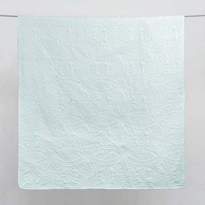 3-Piece Oversized Medallion Quilt Set - Clara Collection