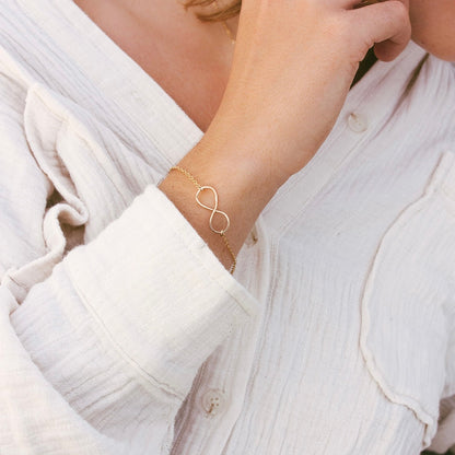 Teressa Lane Infinity Bracelet for Women - Elegant Gold Chain